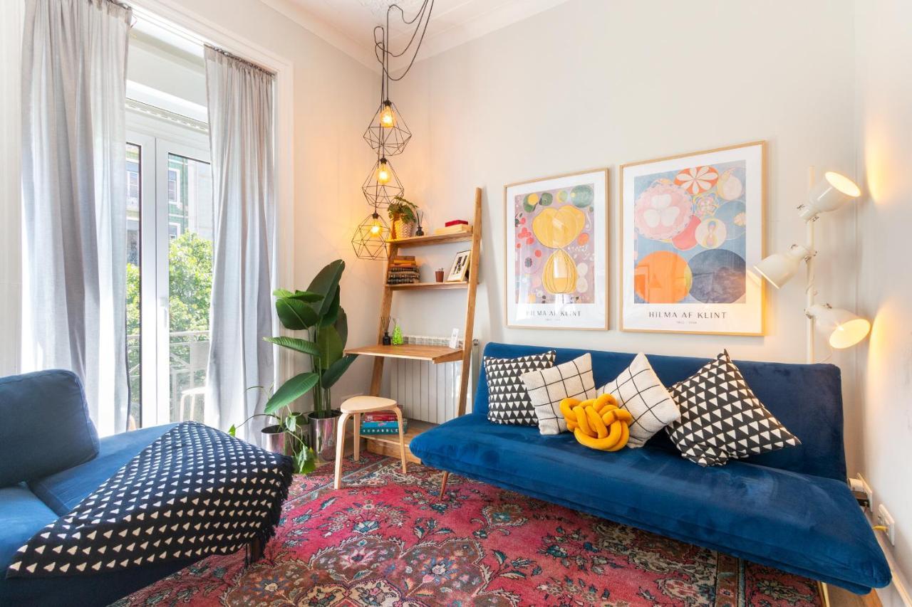 Casa de Férias Bright Center, 10m From Subway, 6 Rooms, Up To 20 Ppl *