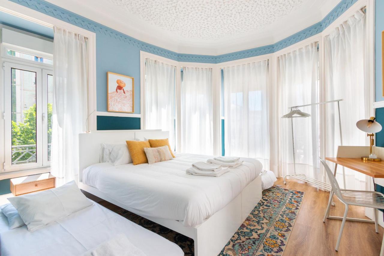 Bright Center, 10m From Subway, 6 Rooms, Up To 20 Ppl Casa de Férias Lisboa