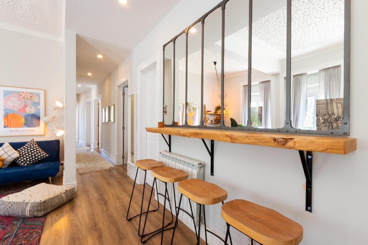 Casa de Férias Bright Center, 10m From Subway, 6 Rooms, Up To 20 Ppl *